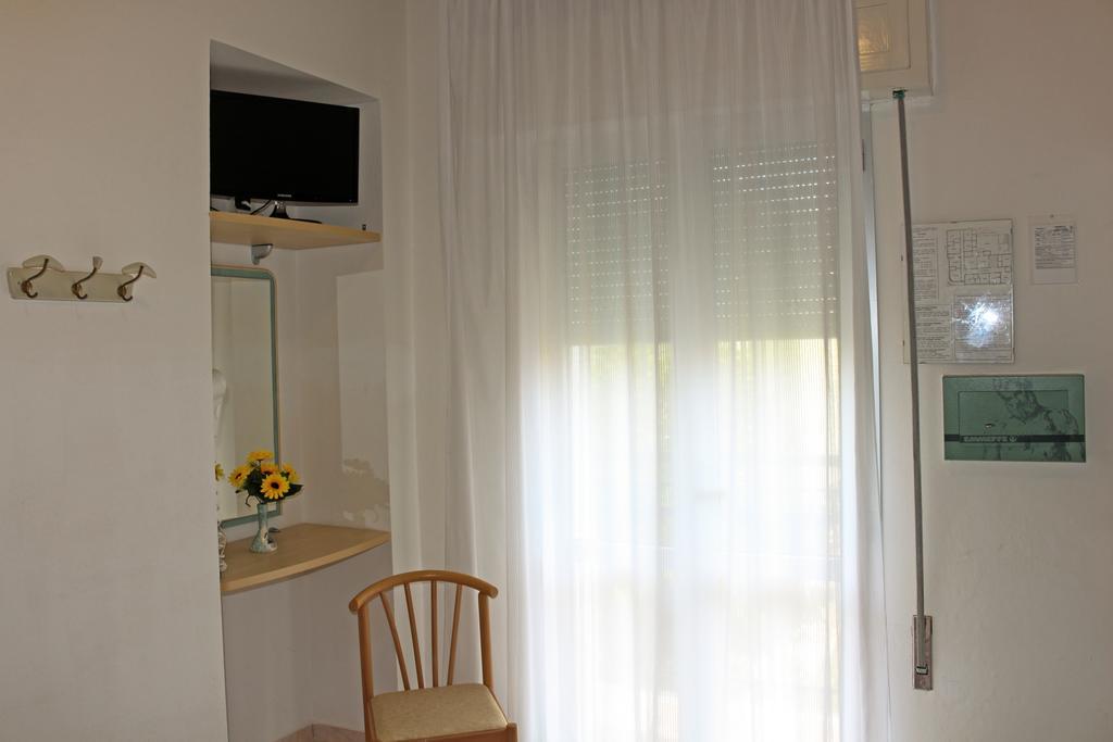 Hotel Buda Bellaria-Igea Marina Ruang foto