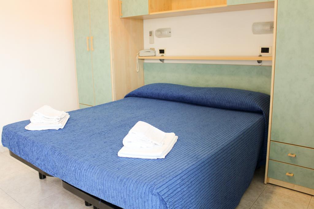 Hotel Buda Bellaria-Igea Marina Ruang foto