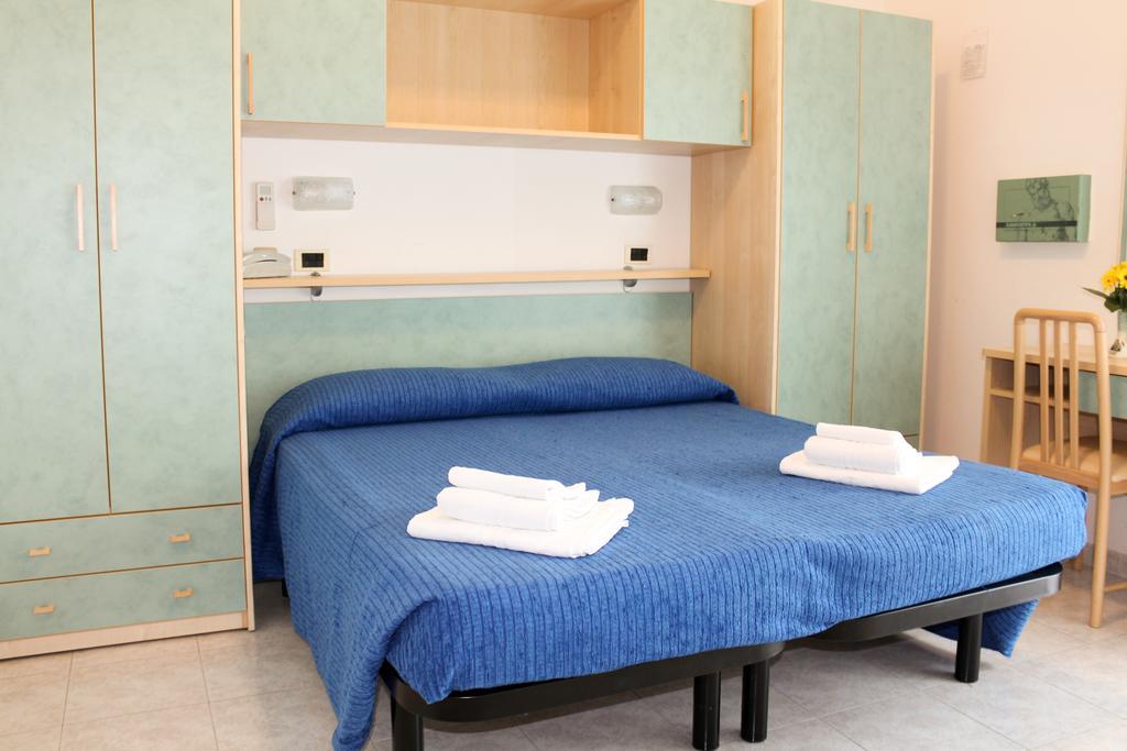 Hotel Buda Bellaria-Igea Marina Ruang foto